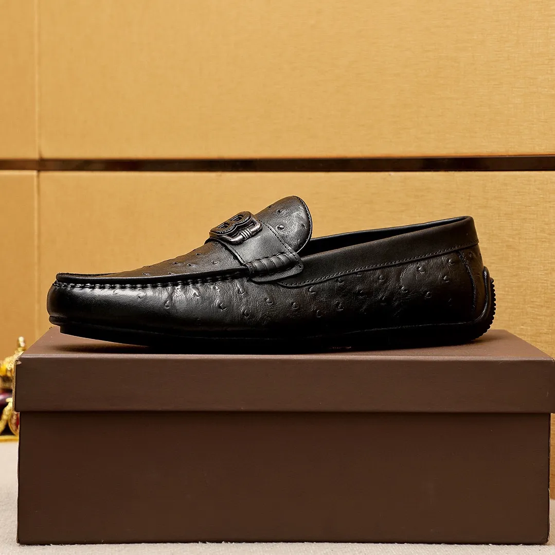 Men's Men's Shoes 💰: 420 💐BV Men's Slip-on Shoes® [BOTTEGA VENETA] Official website counter new model, one-to-one mold opening ⚠Italian calfskin embossed ➕Cow 🐂 leather lining. Driving slip-ons, available at counters, sizes 39-44 (38.45🉑️customized)
